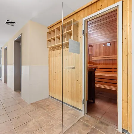 Duenenschloss Duenenschloss 1-26 Kuehlungsborn